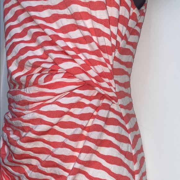 41 Hawthorn Red and White Zigzag Mini Dress - Picture 6 of 6